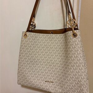 Michael Kors Tan and Cream Signature Tote